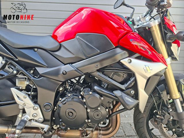suzuki - gsr-750