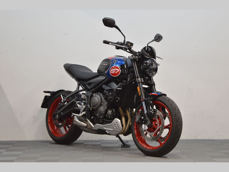 Triumph Trident 660 Triple Tribute Edition 2025 occasion