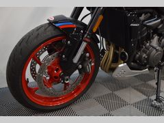 Triumph Trident 660 Triple Tribute Edition 2025 occasion – foto 13 van 17