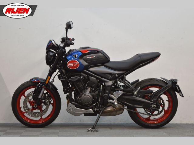 triumph - trident-660-triple-tribute-edition