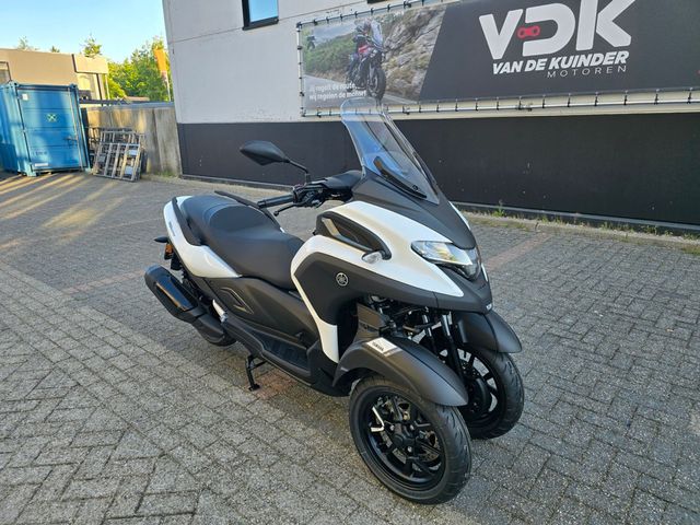 yamaha - tricity-300