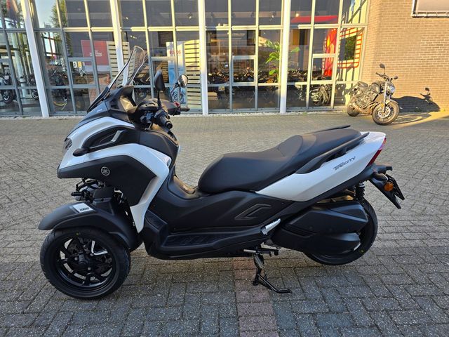 yamaha - tricity-300