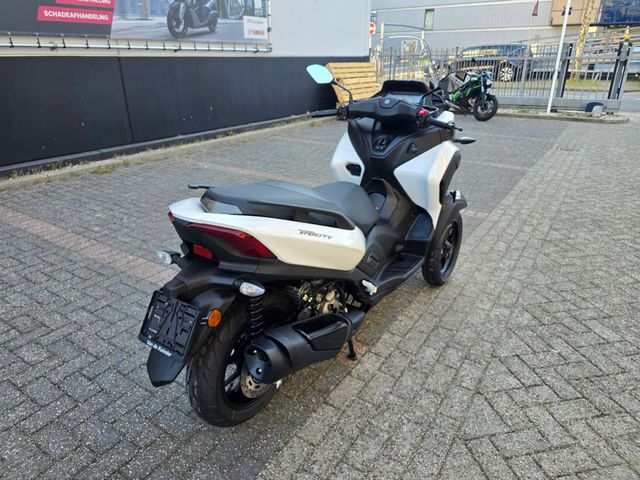 yamaha - tricity-300