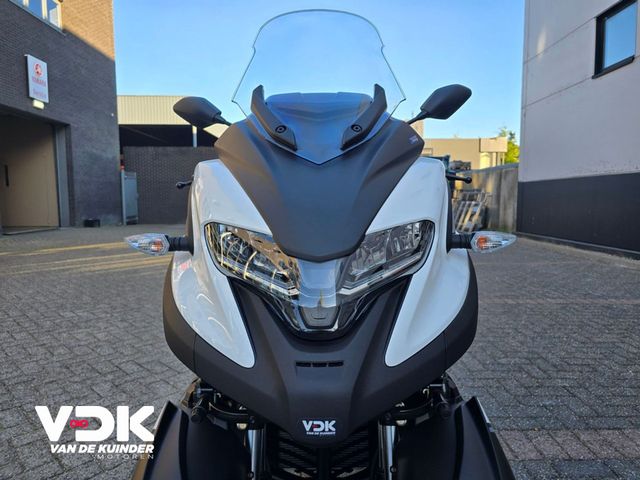 yamaha - tricity-300
