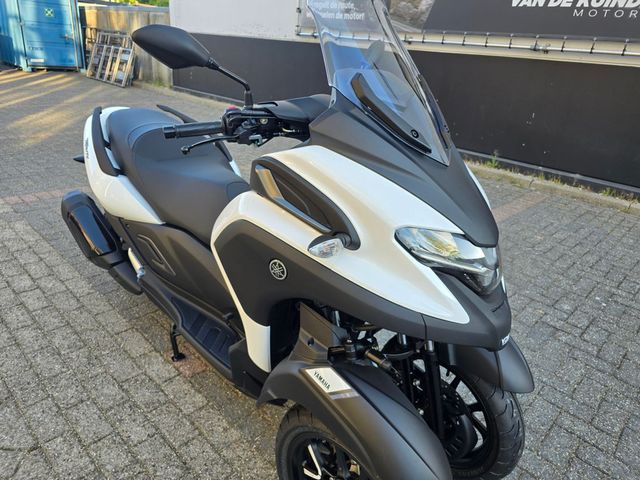 yamaha - tricity-300