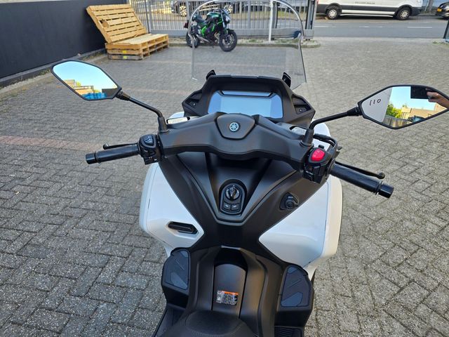 yamaha - tricity-300