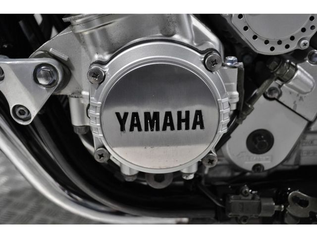 yamaha - xjr-1300