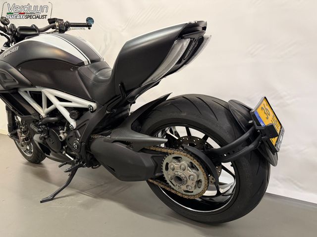 ducati - diavel-carbon