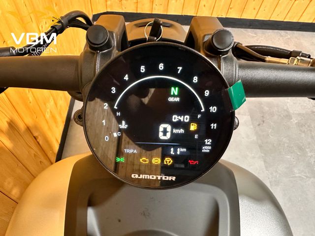 QJMOTOR - srv-600-v