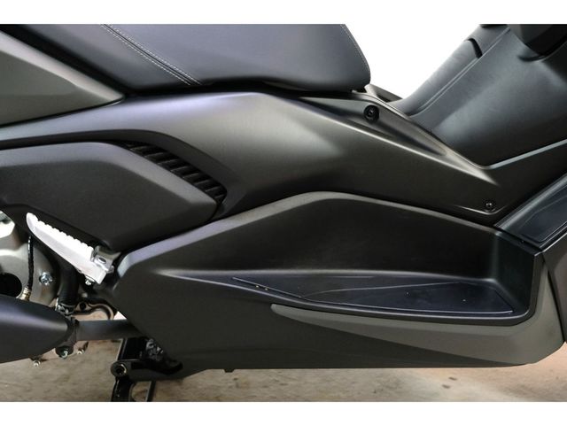 yamaha - x-max-300-abs