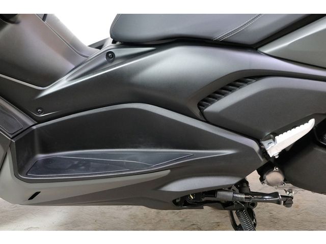 yamaha - x-max-300-abs