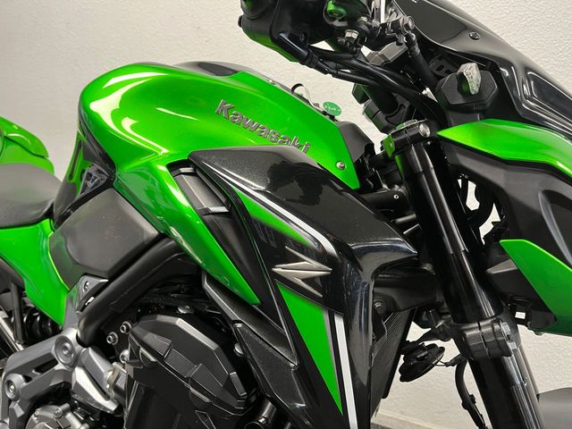 kawasaki - z900