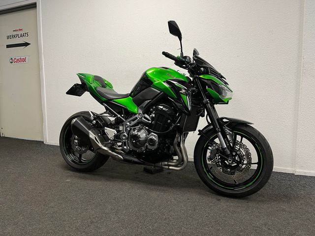 kawasaki - z900