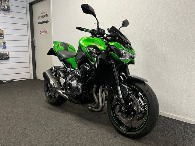 kawasaki - z900