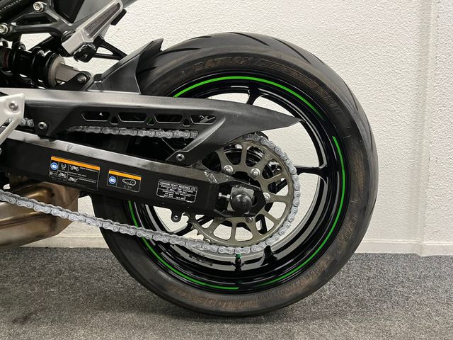 kawasaki - z900