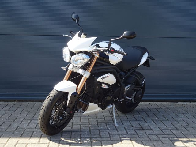 triumph - speed-triple-1050