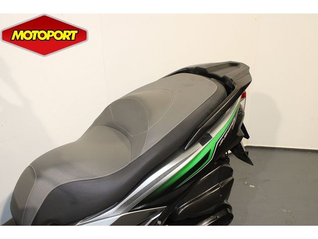 kawasaki - j-300