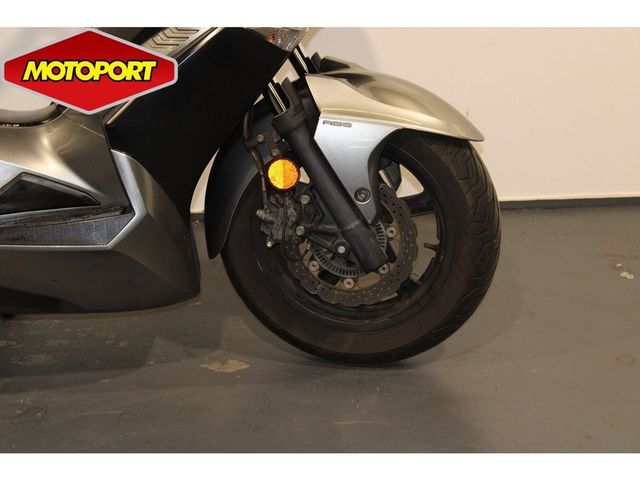 kawasaki - j-300