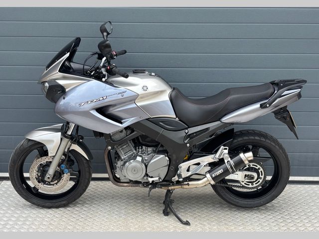 yamaha - tdm-900