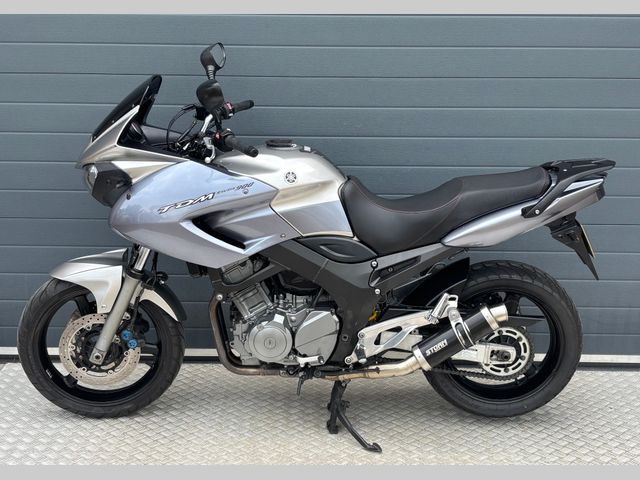 yamaha - tdm-900