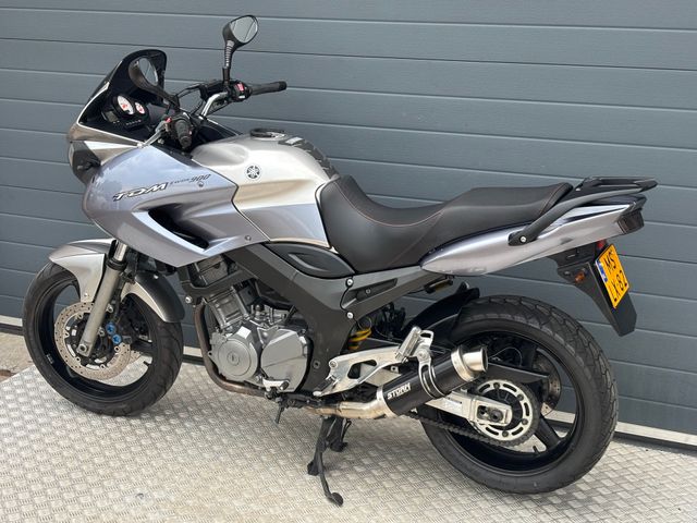 yamaha - tdm-900