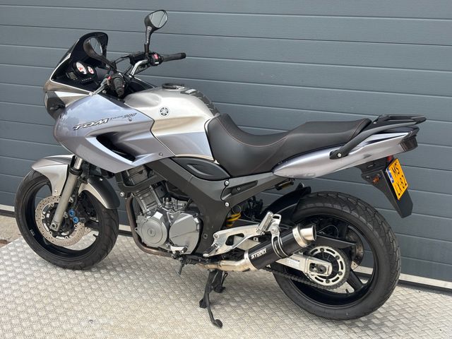 yamaha - tdm-900