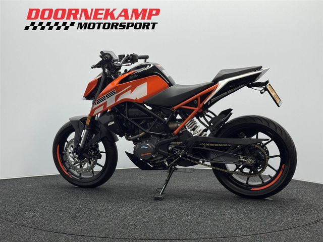 ktm - 125-duke