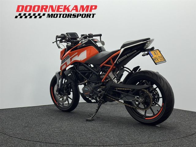 ktm - 125-duke