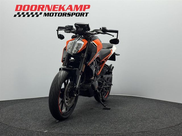 ktm - 125-duke