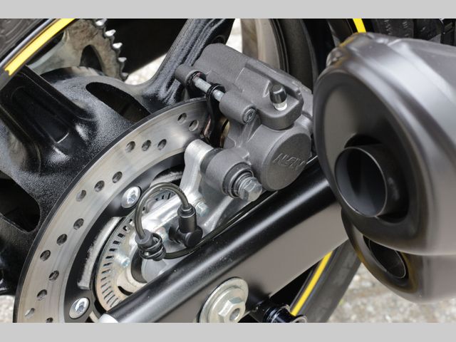 suzuki - gladius-abs