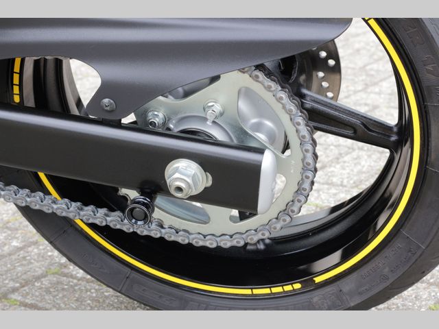 suzuki - gladius-abs