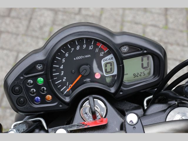 suzuki - gladius-abs