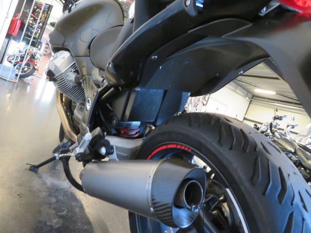 moto-guzzi - breva-1200