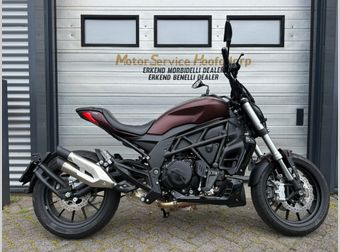 Benelli 502 C 2026 nieuw