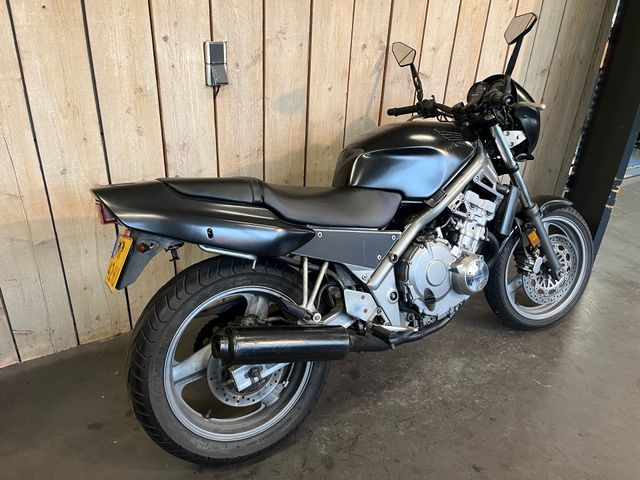 honda - cb-1