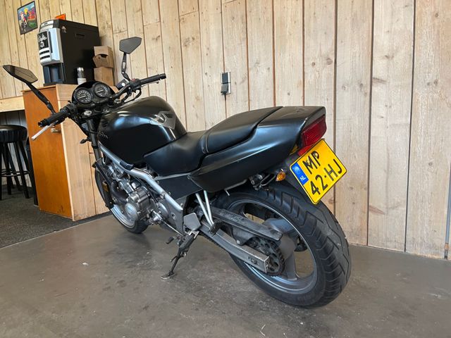 honda - cb-1