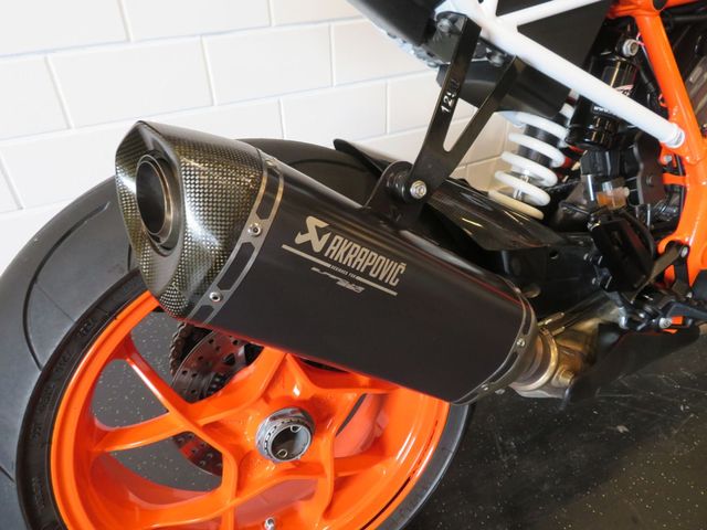 ktm - 1290-super-duke-r