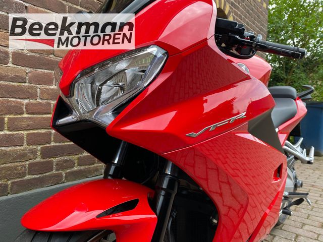 honda - vfr-800