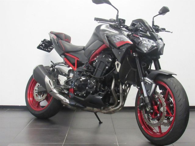 kawasaki - z900