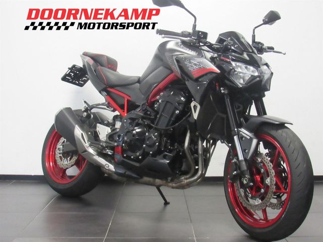 kawasaki - z900