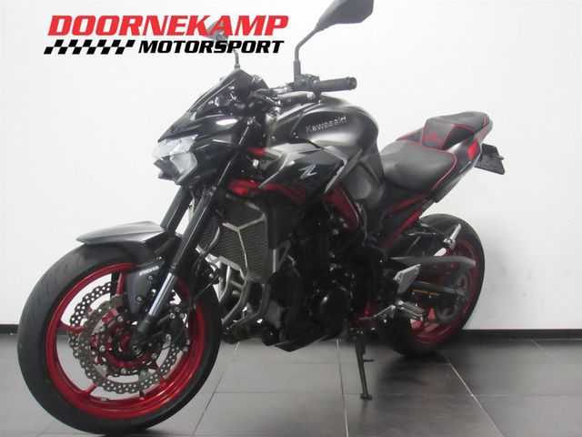 kawasaki - z900