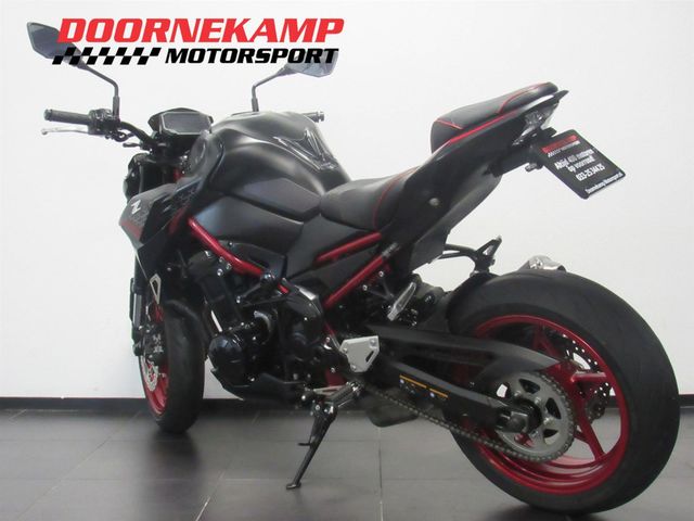 kawasaki - z900