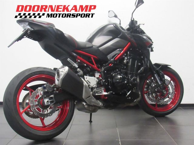 kawasaki - z900