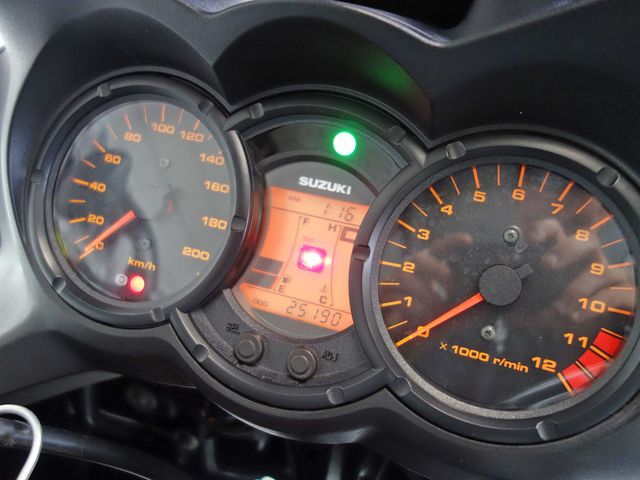 suzuki - v-strom-dl-650-abs