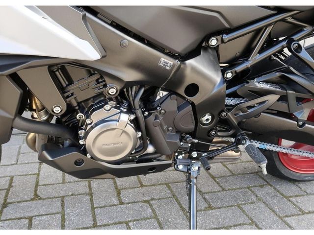 suzuki - gsx-s-1000-gx