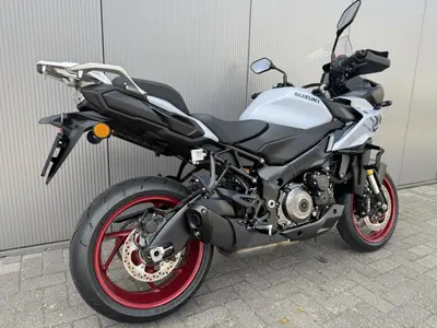 SUZUKI GSX-S 1000 GX – foto 3