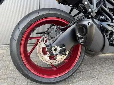 SUZUKI GSX-S 1000 GX – foto 4