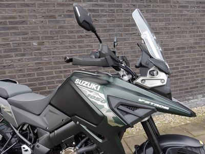 SUZUKI V-STROM 1050 – foto 3