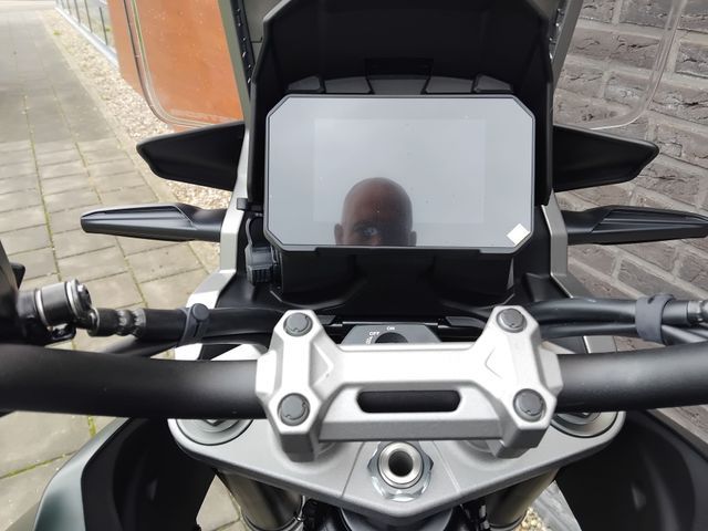 suzuki - v-strom-1050