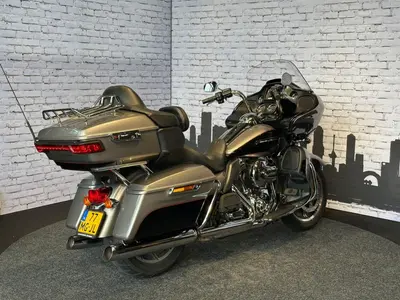 HARLEY-DAVIDSON ROAD GLIDE ULTRA FLTRU – foto 3